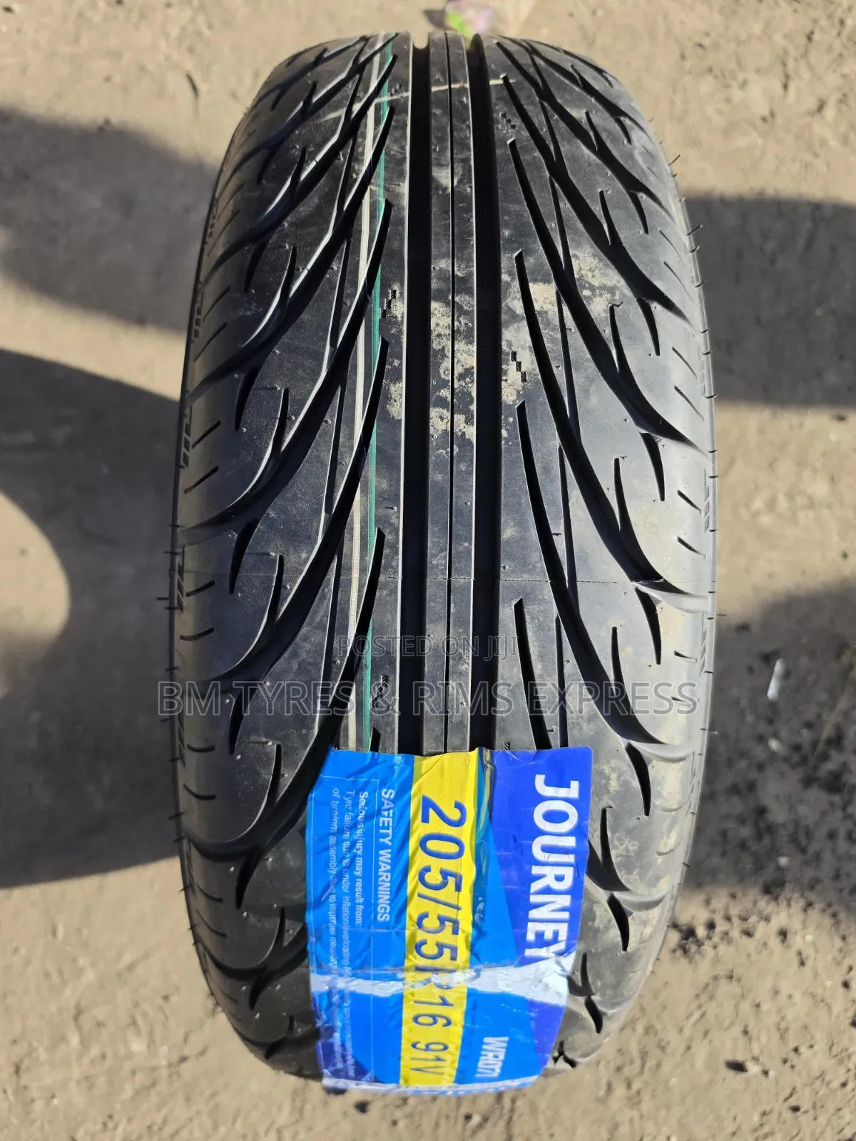 205 /55 R16 Journey Tires (Sports)