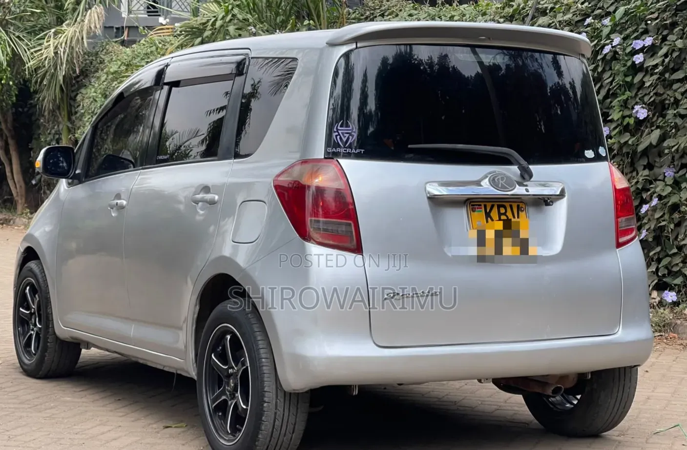 Toyota Ractis 2006 Silver