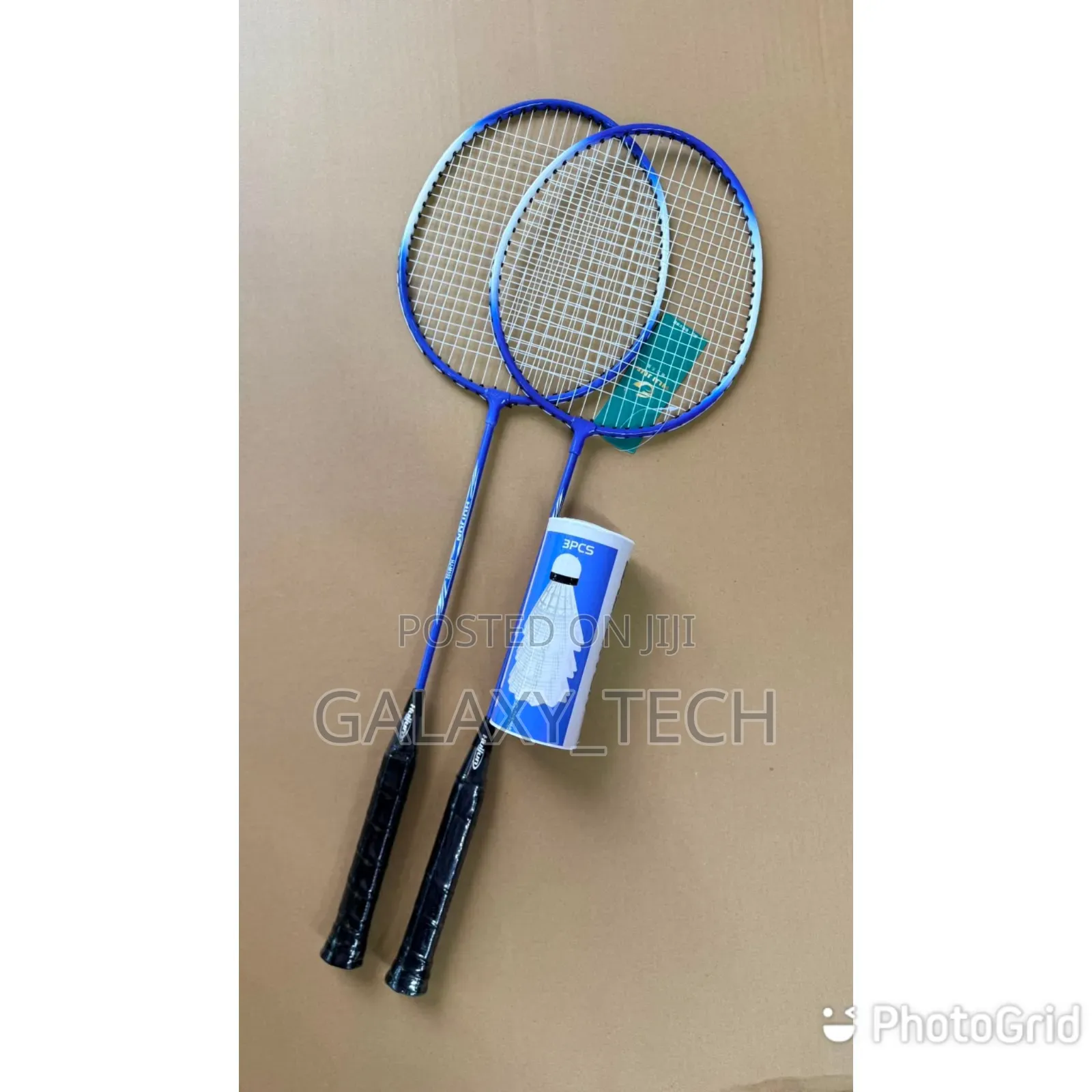 Badminton Set - 2 Rackets + 3 Shuttlecocks 
