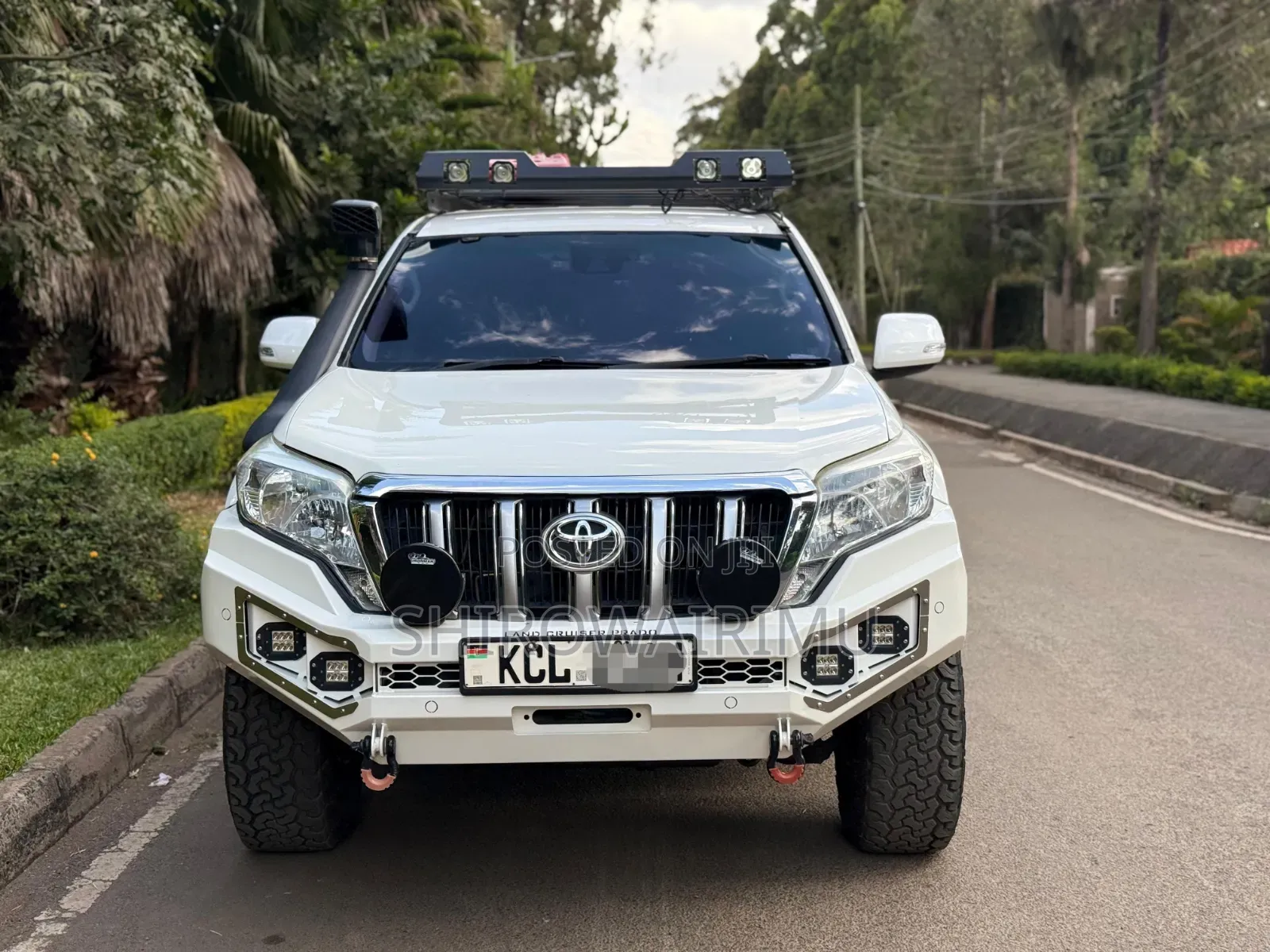 Toyota Land Cruiser Prado 2012 Off white