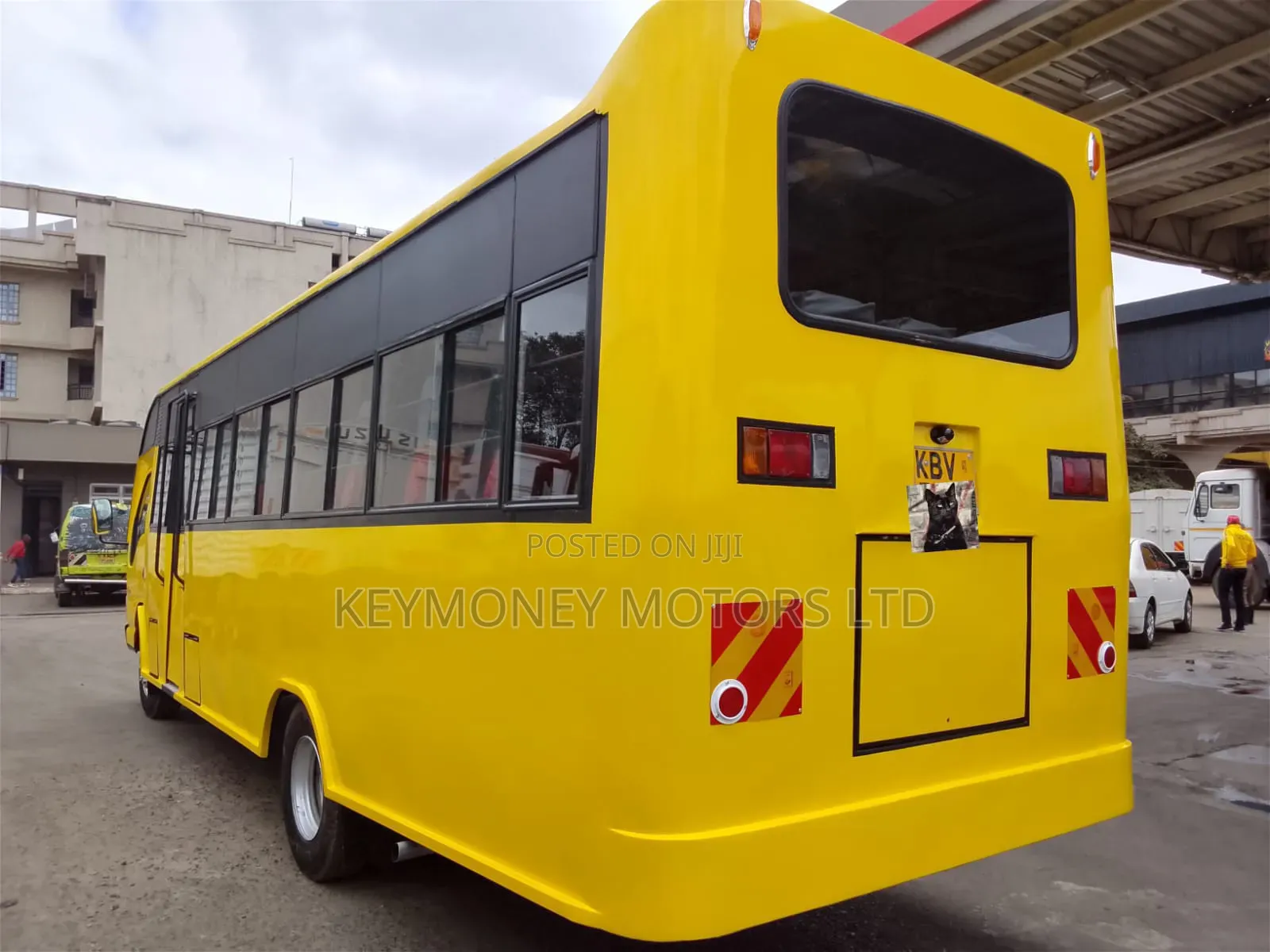 Isuzu NQR 2020 Yellow