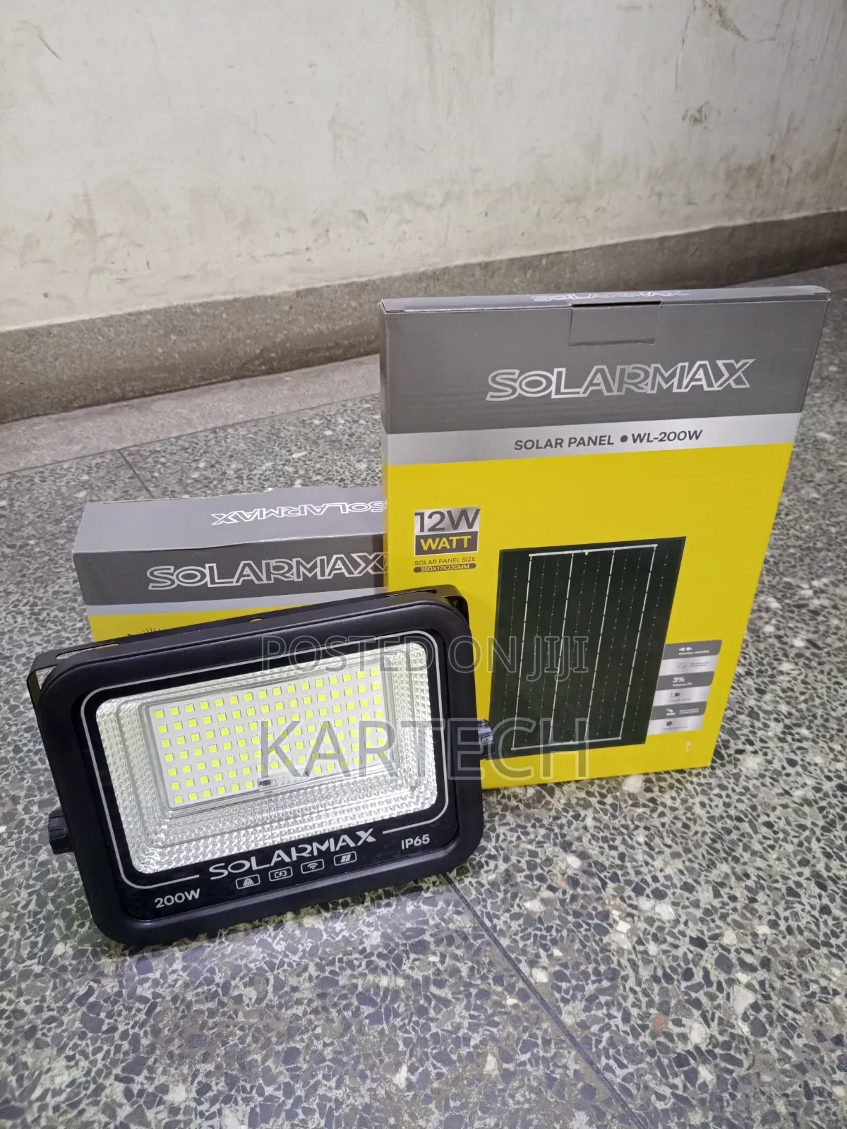 SolarMax 200W Solar LED Outdoor Flood Light With 12W 5V Solar Panel