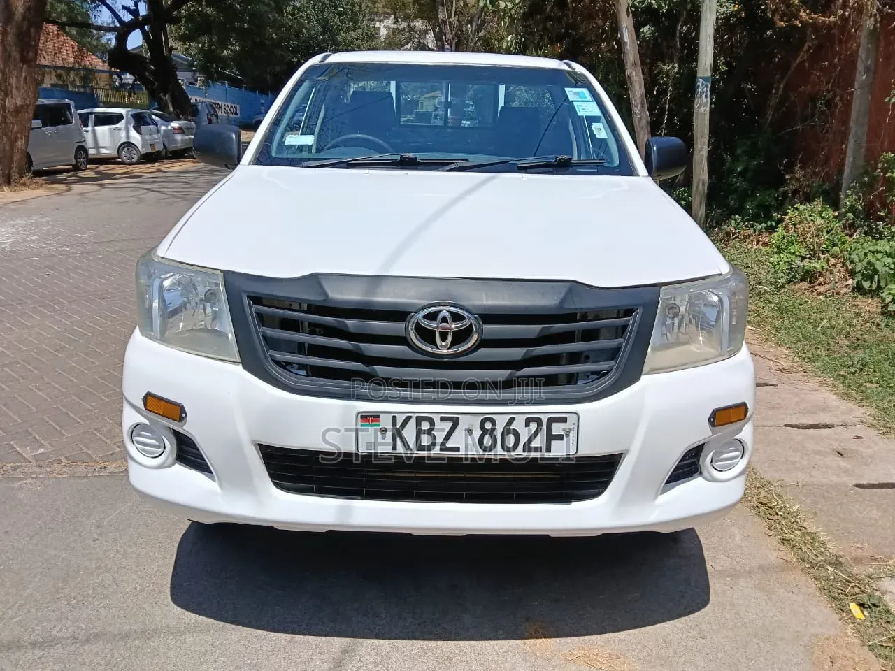 Toyota Hilux 2014 White