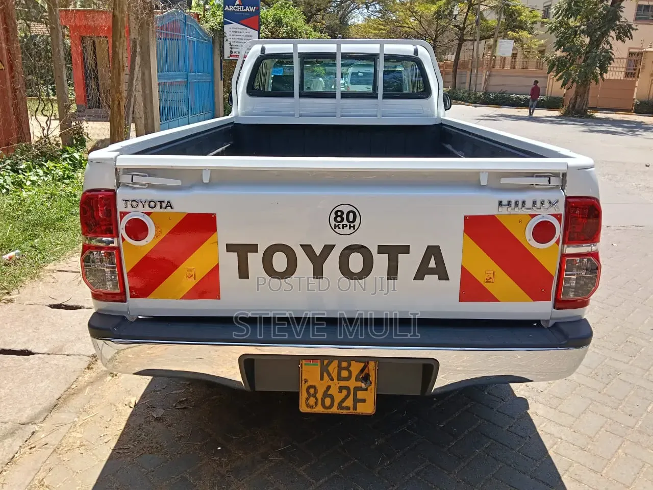 Toyota Hilux 2014 White