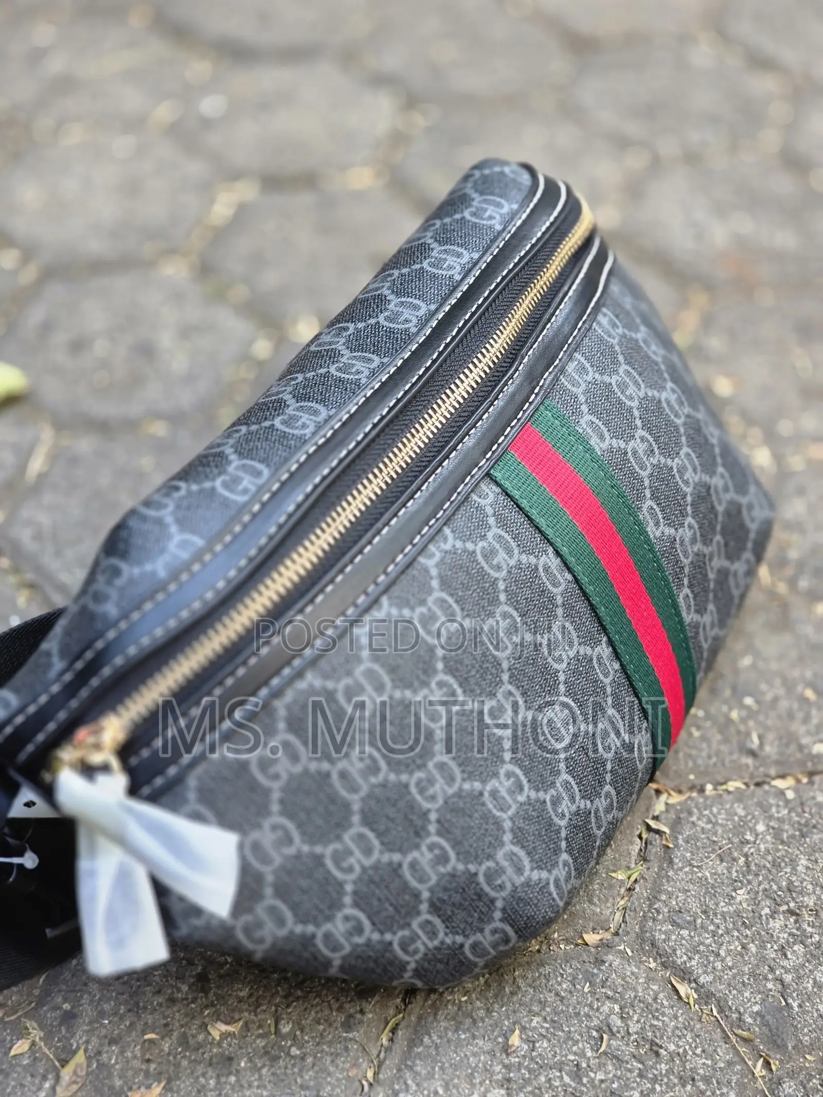 Gucci GG Supreme Chest / Waist Bag