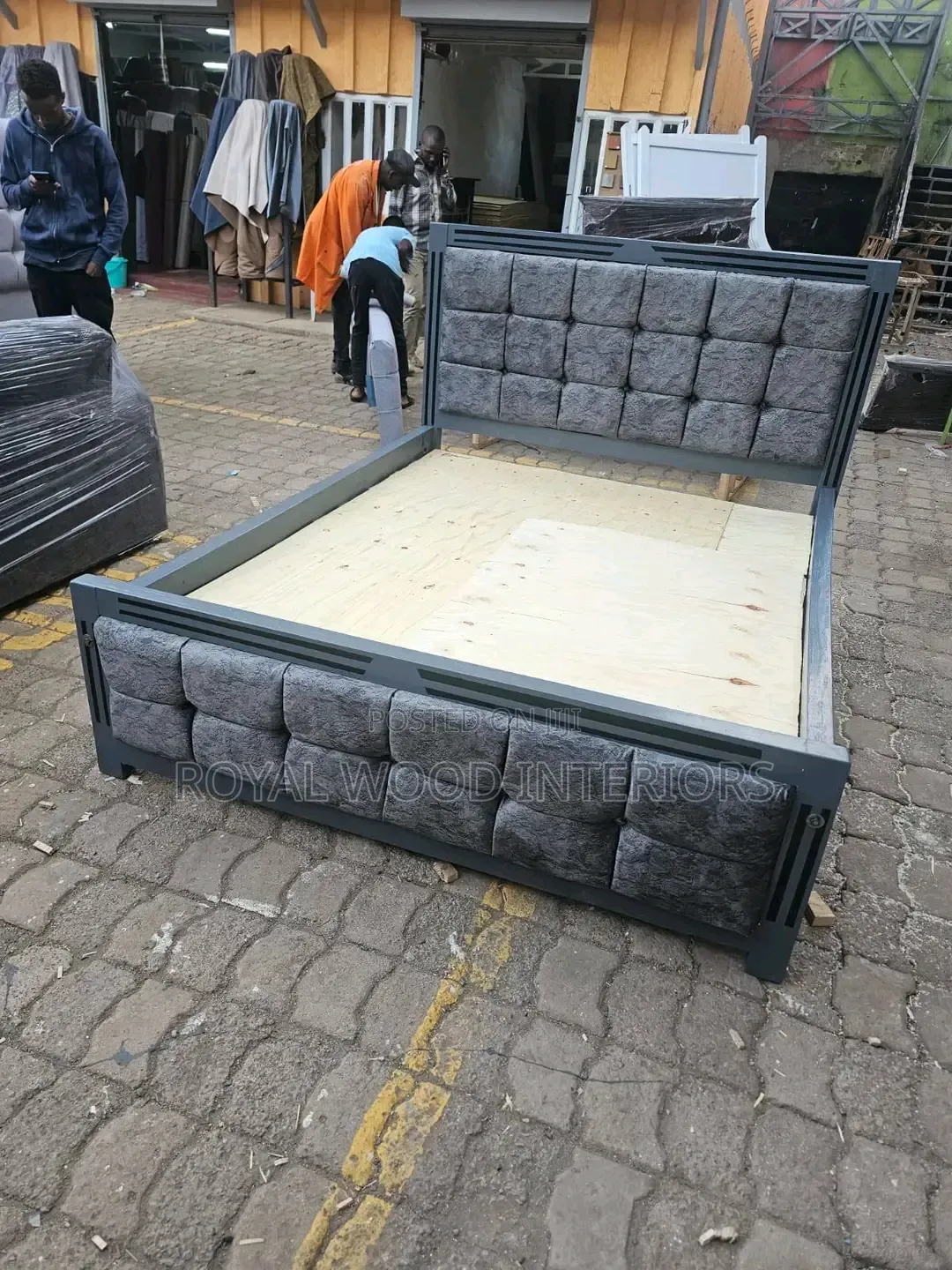 Gray Pure Mocket Bed