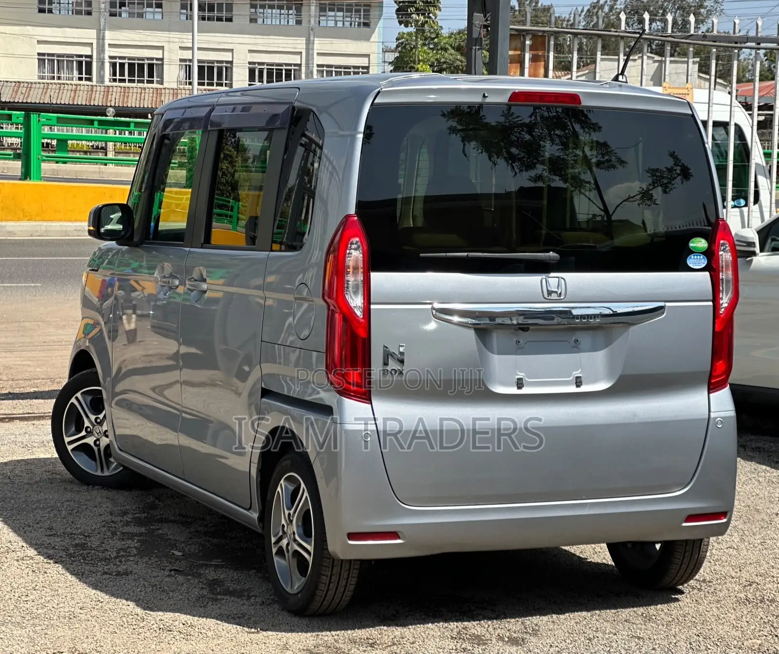 Honda N-Box 660 FWD 2019 Silver
