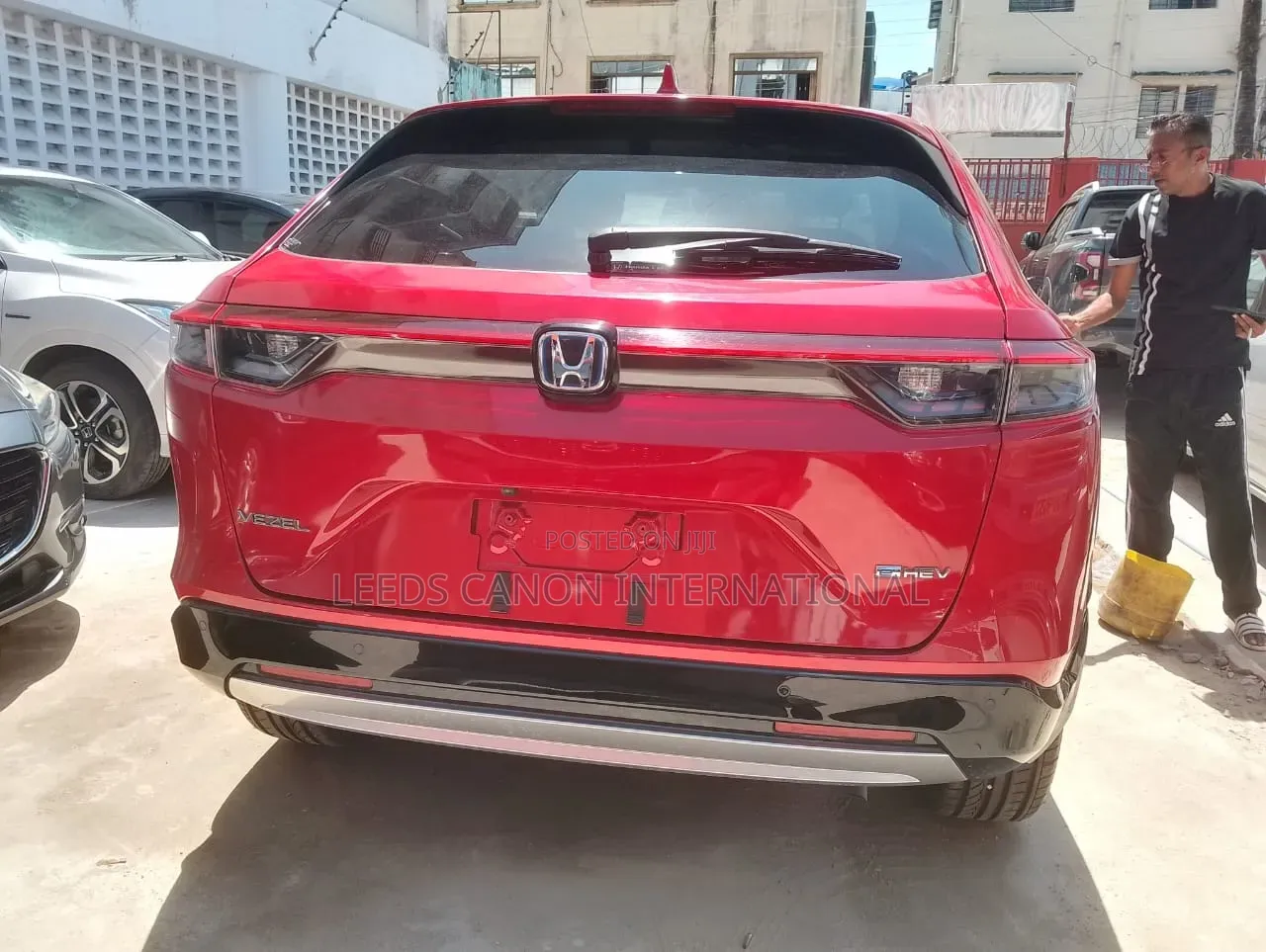Honda Vezel 2020 Red