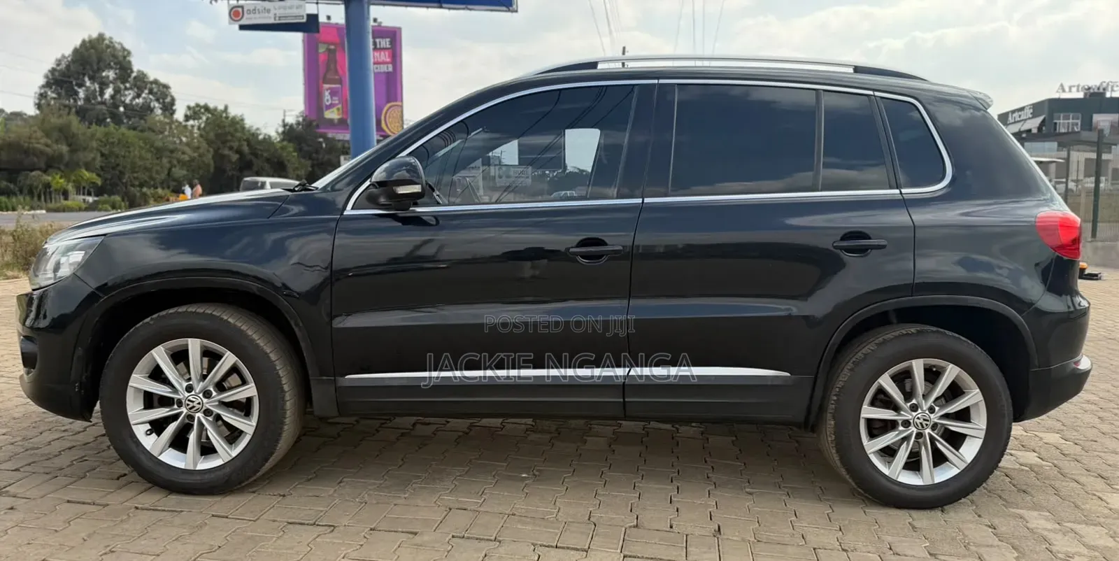Volkswagen Tiguan 2012 Black