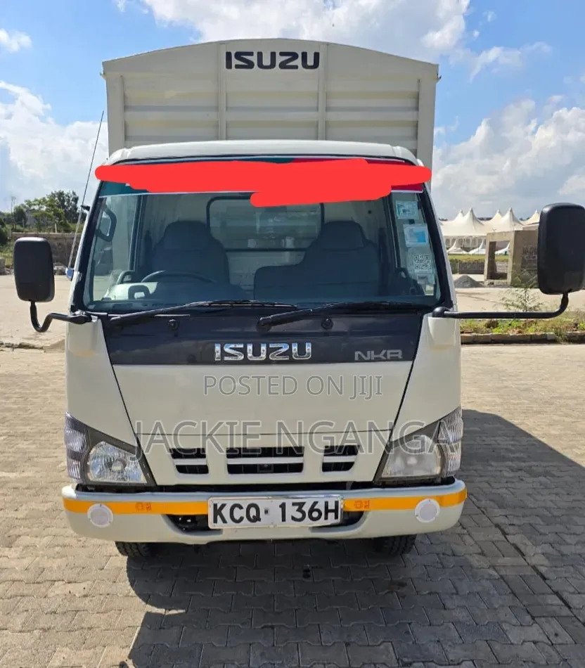 Isuzu NKR Local 2018 White