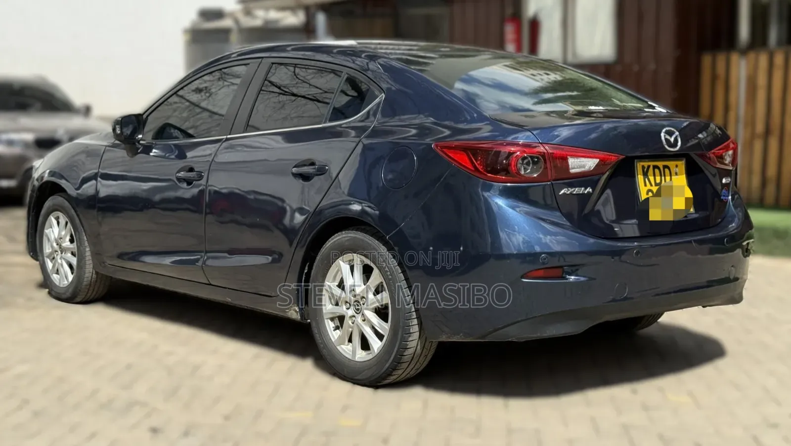 Mazda Axela SV Premium 2014 Blue