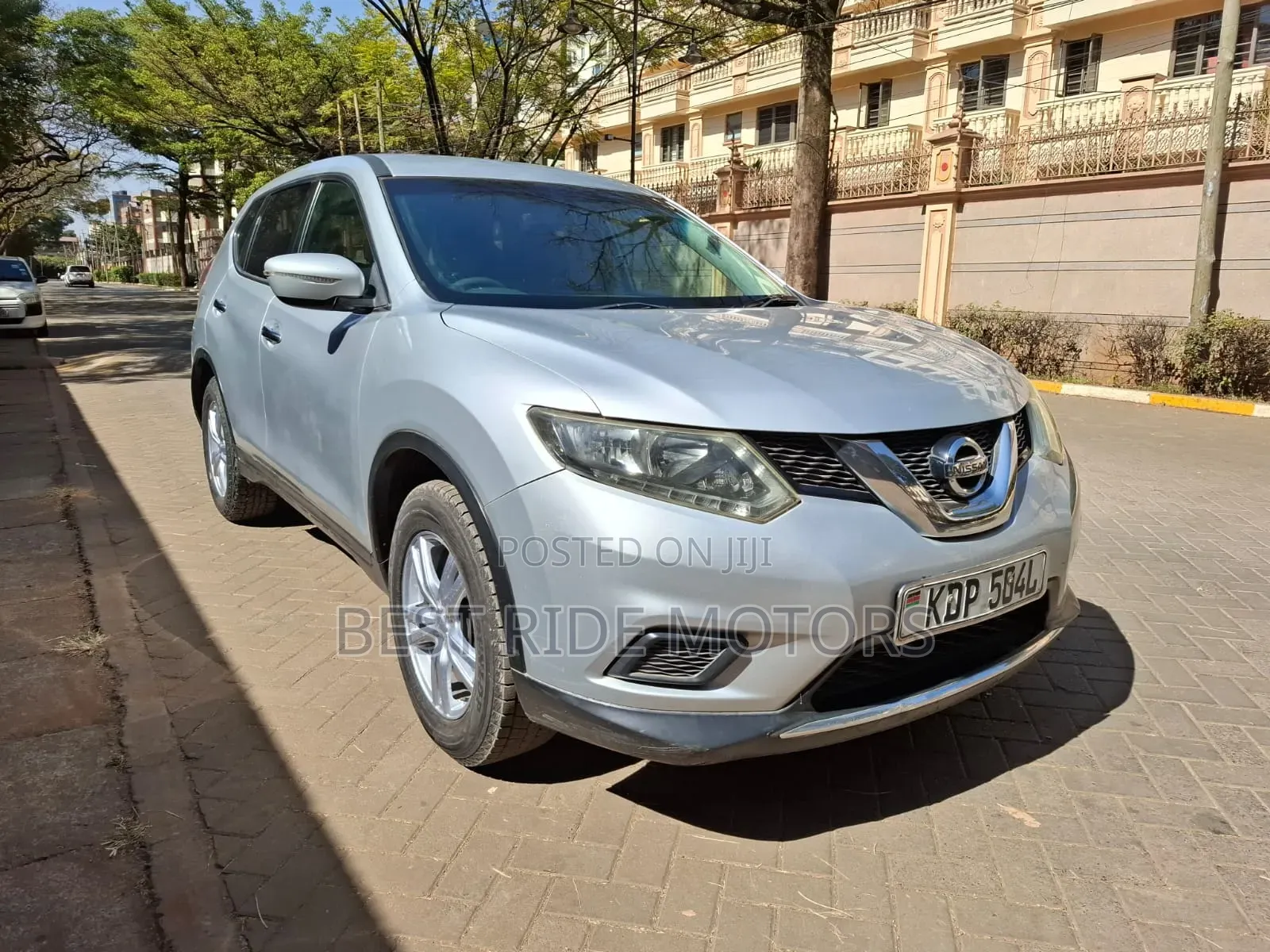 Nissan X-Trail 2016 Silver