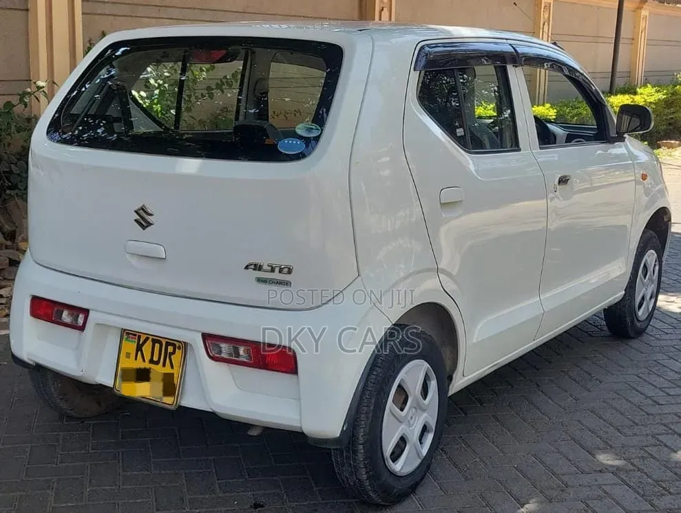 Suzuki Alto 2017 White