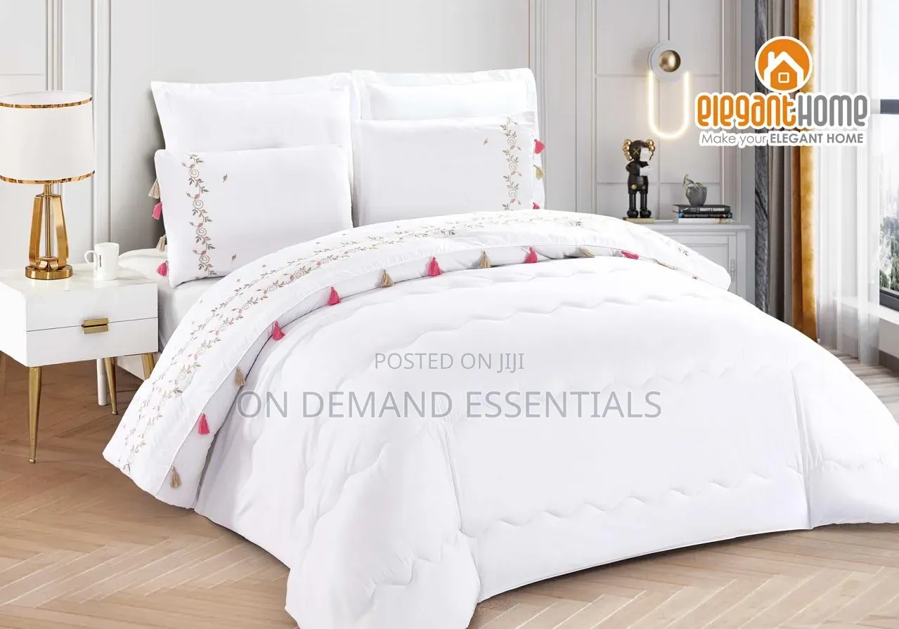 luxury Duvet Cover 
220cm by 240cm/6 X7