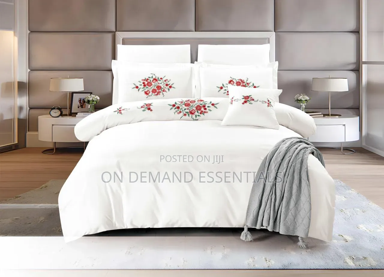 luxury Duvet Cover 
220cm by 240cm/6 X7