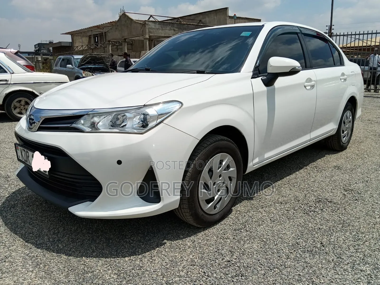 Toyota Axio 2017 White