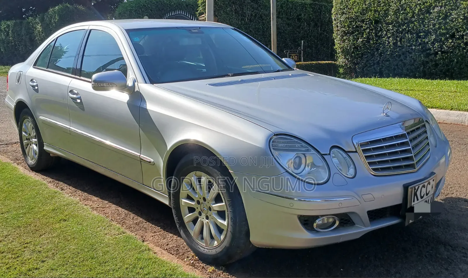 Mercedes-Benz E300 2009 Silver