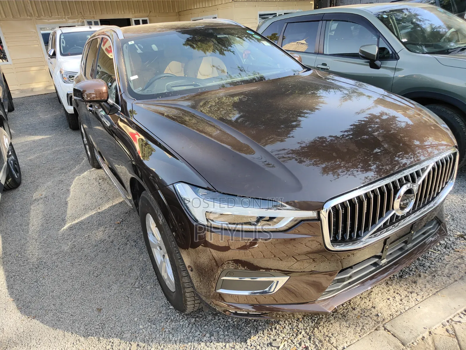 Volvo XC60 2019 Brown