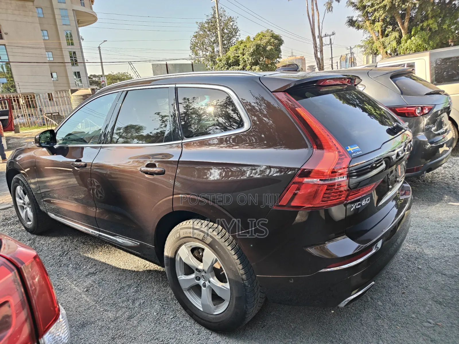 Volvo XC60 2019 Brown