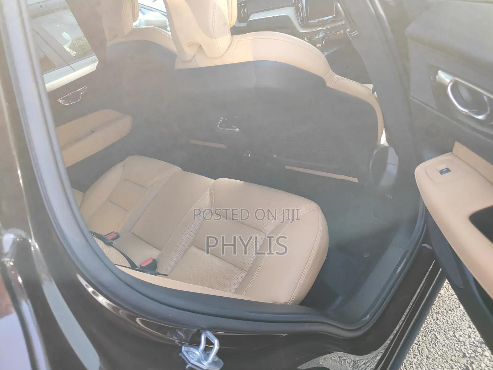 Volvo XC60 2019 Brown