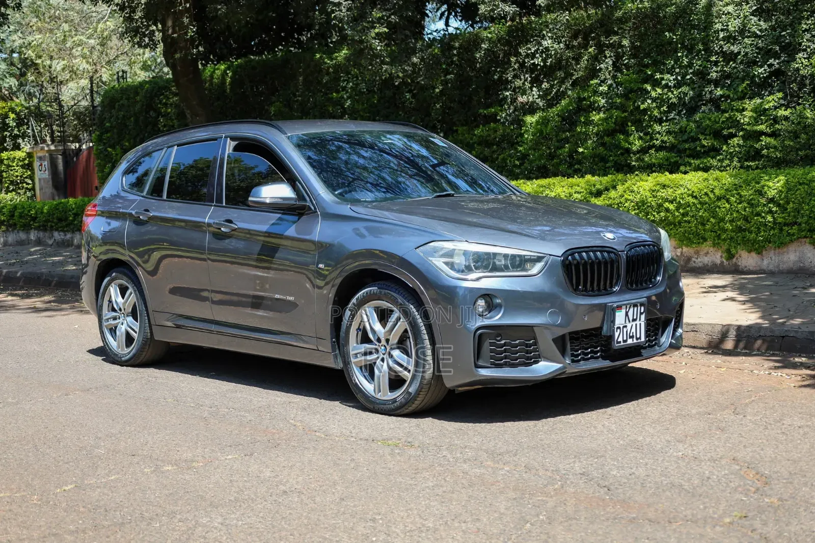 BMW X1 xDrive28i AWD 2016 Gray