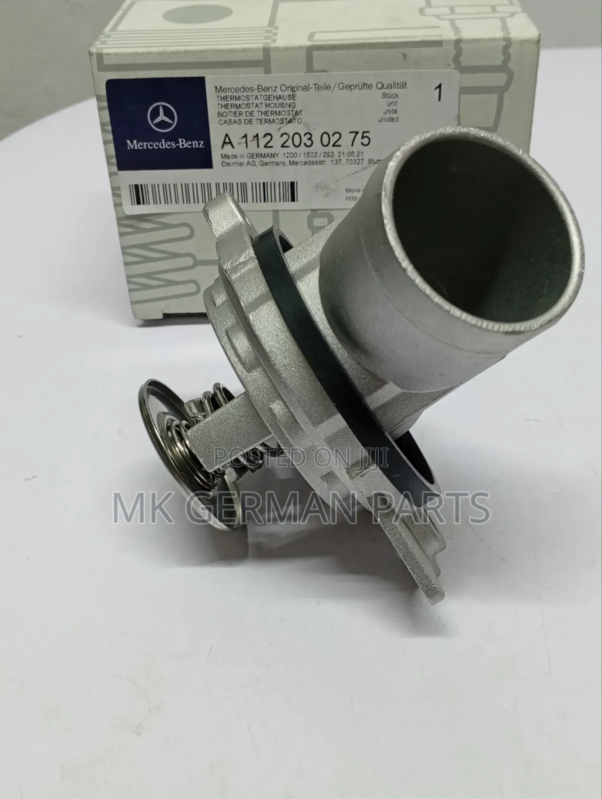 Genuine Mercedes Engine Thermostat Housing M112