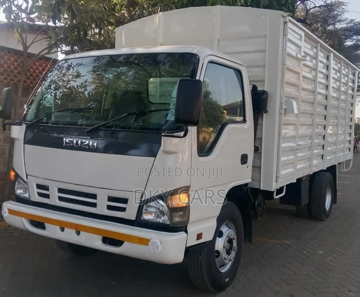 Isuzu NPR 2016 White