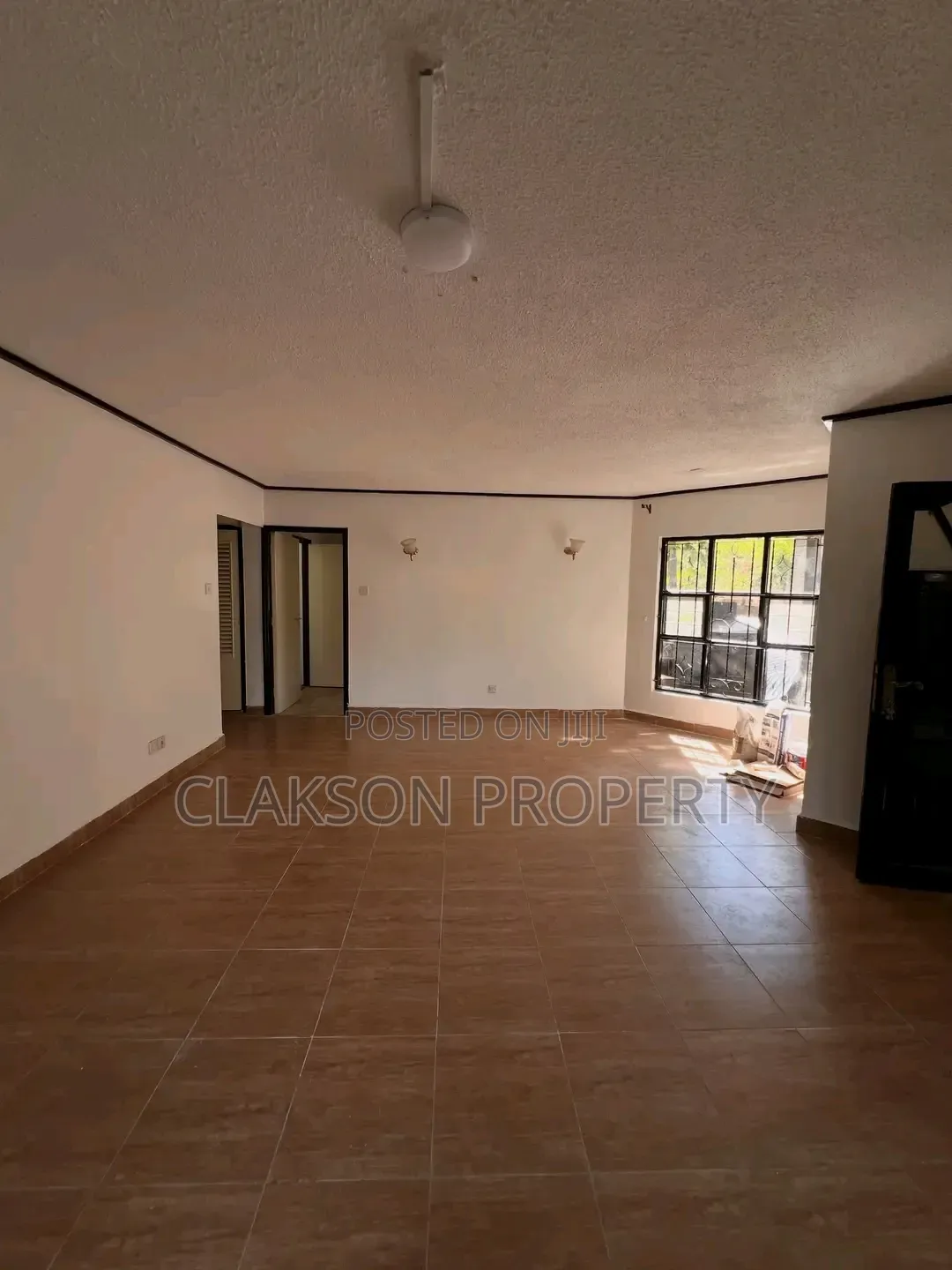 3bdrm Apartment in Kilimani, State House Area for rent