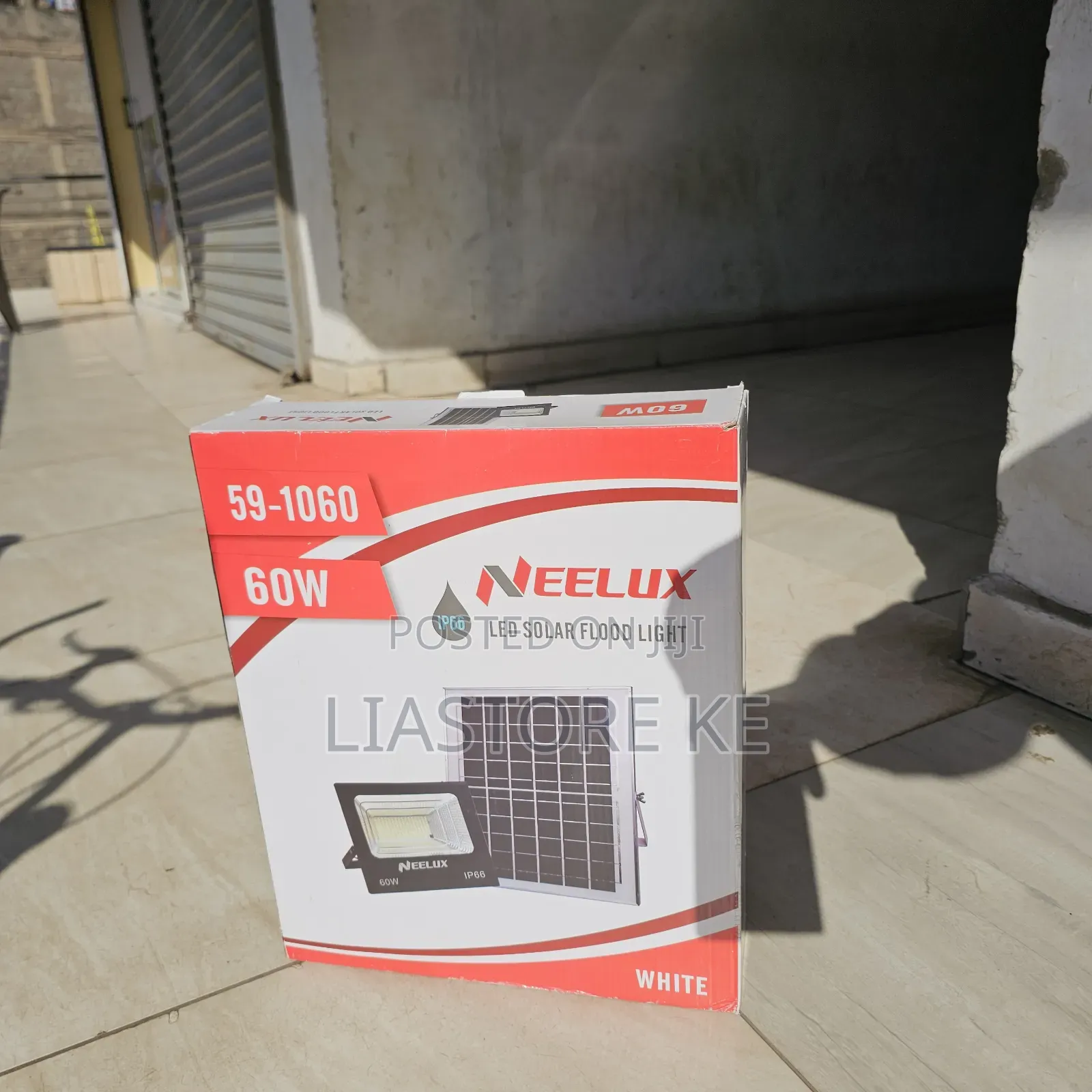 60W Neelux LED Solar Flood Light IP66 With Solar Panel