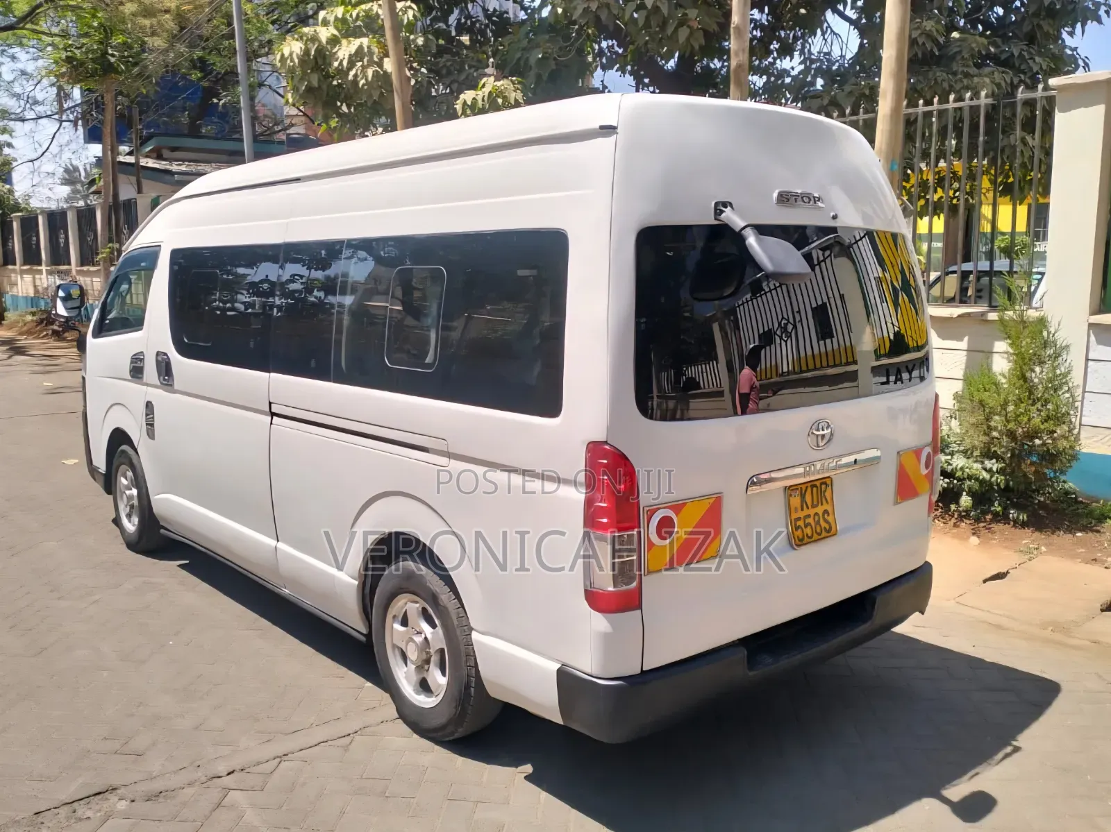 Toyota HiAce 2019 White