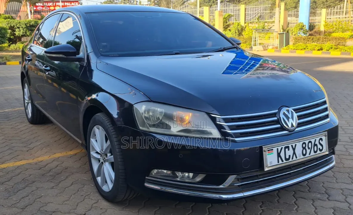 Volkswagen Passat 2013 Black