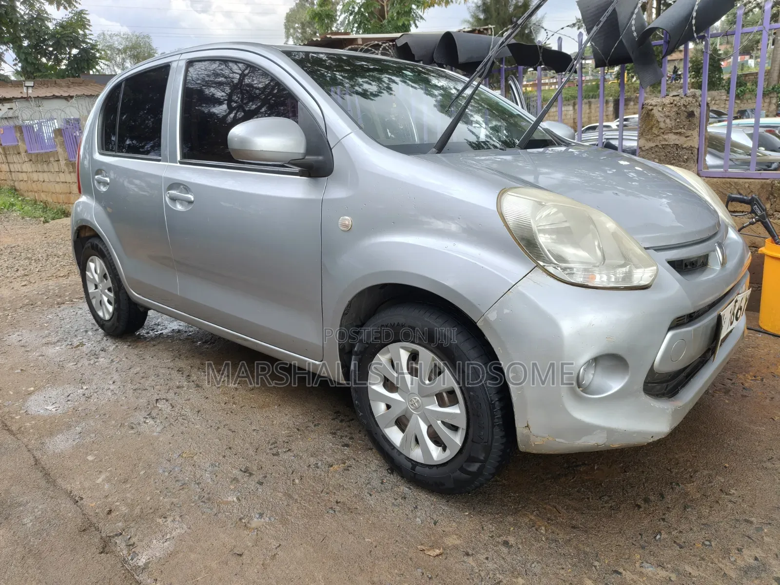 Toyota Passo 1.0 FWD 2015 Silver