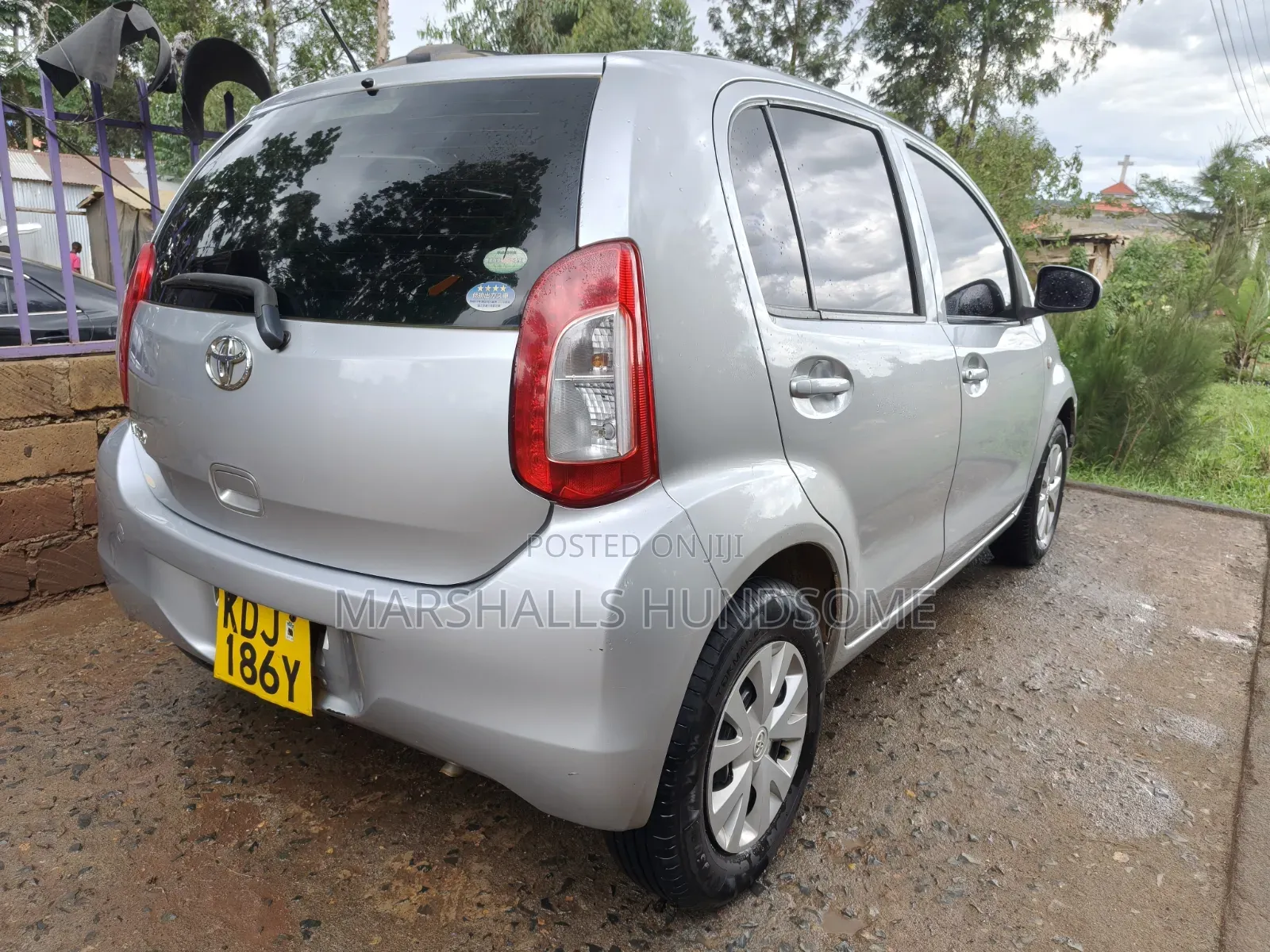 Toyota Passo 1.0 FWD 2015 Silver