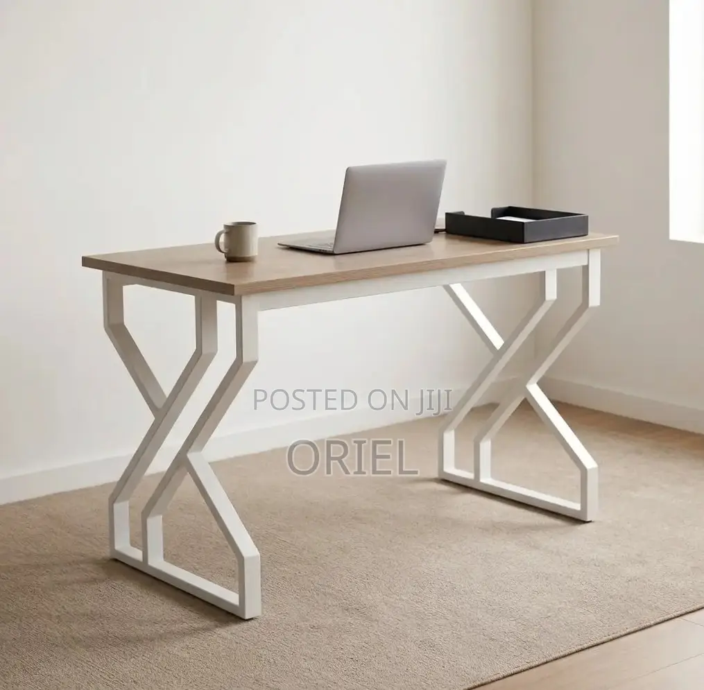 Office Desk : Modern Generic Computer Desk