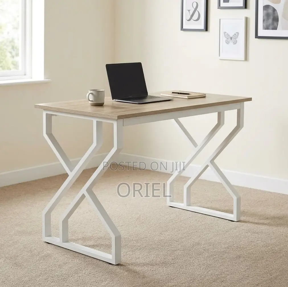 Office Desk : Modern Generic Computer Desk