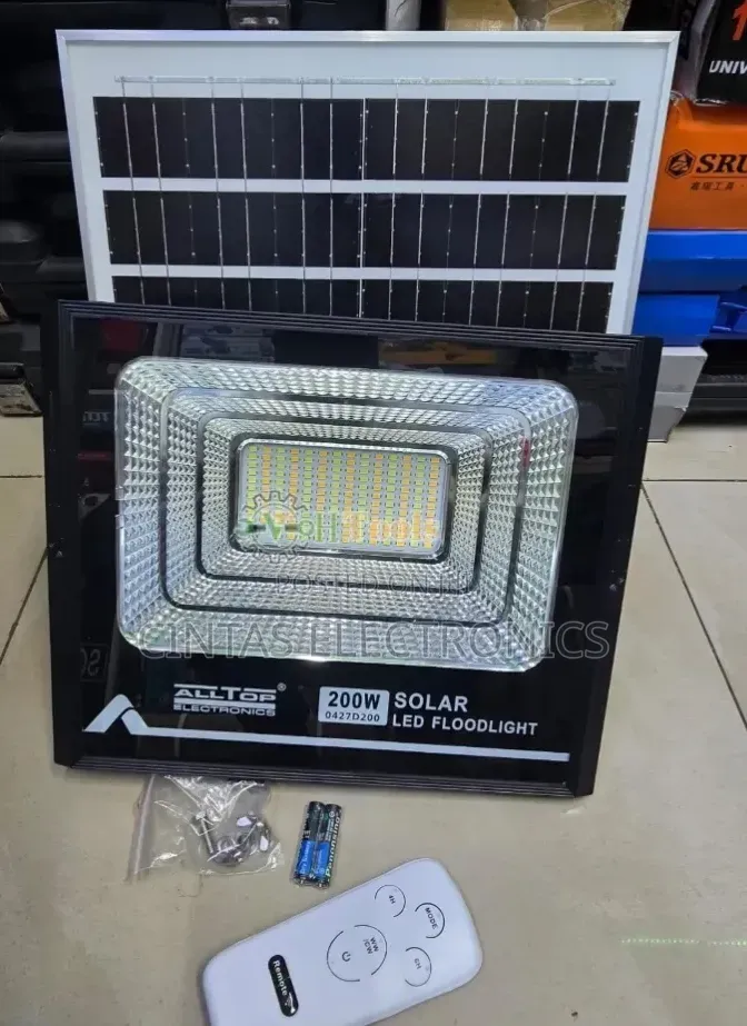 200W Solar Floodlight