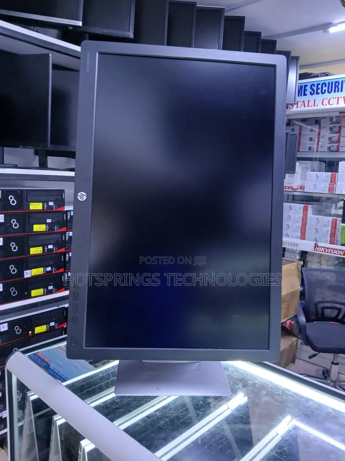 HP EliteDisplay E242
24-Inch Monitor