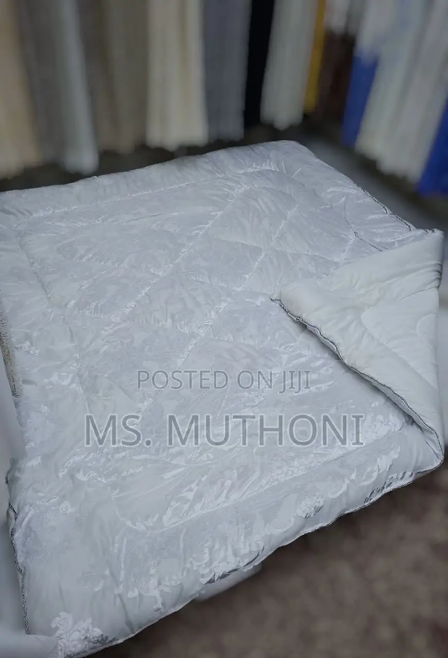6-Piece Premium Silk Duvet Sets.