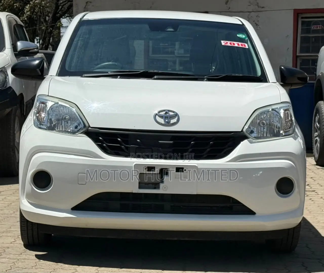 Toyota Passo 1.0 FWD 2018 White