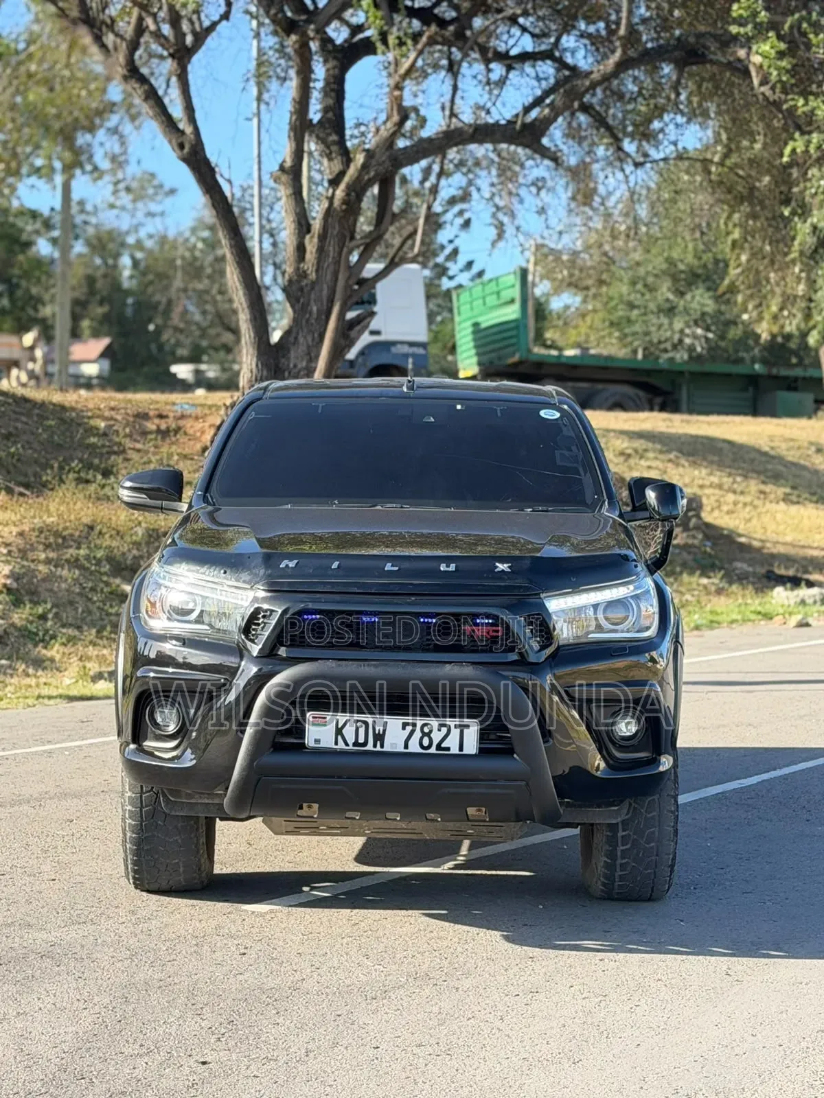 Toyota Hilux 2018 Black