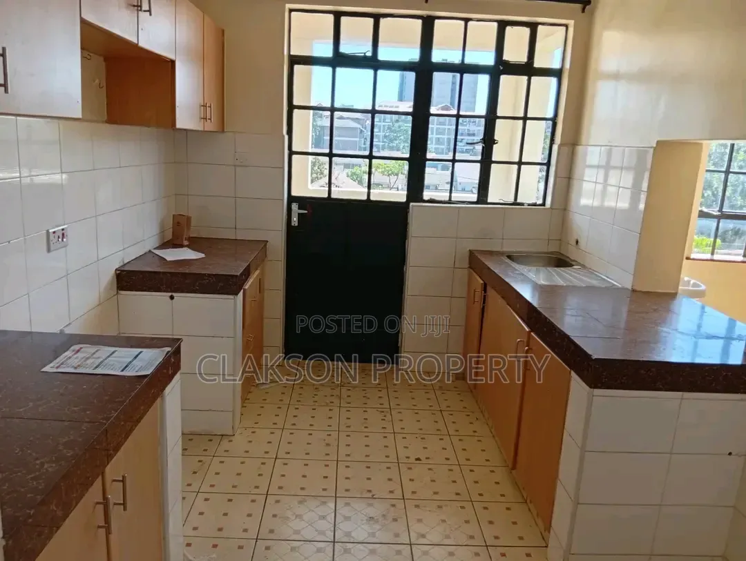 3bdrm Apartment in Langata, Deliverance for rent