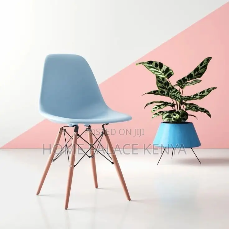 Eames Chair; Designer Eames Inspired Dining Chair for Modern Homes