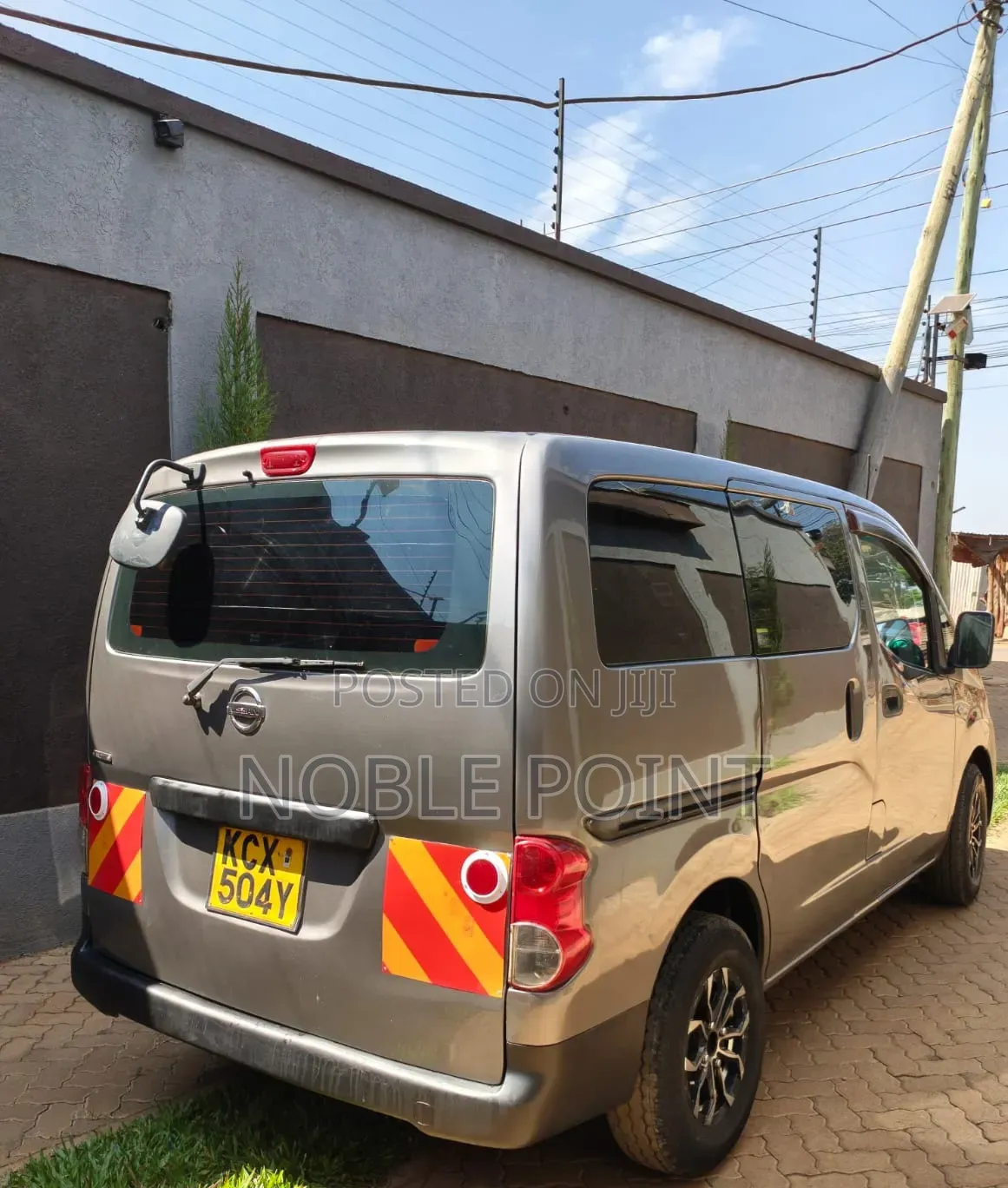 Nissan NP200 2012 Gray