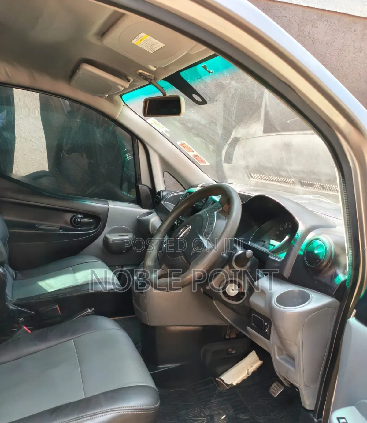 Nissan NP200 2012 Gray