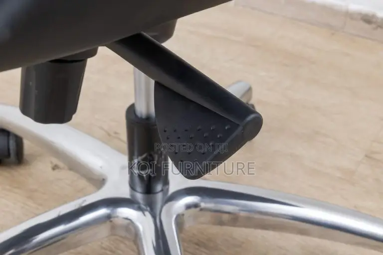 Office Chair : Niki High-Back Brown Executive Office Chair