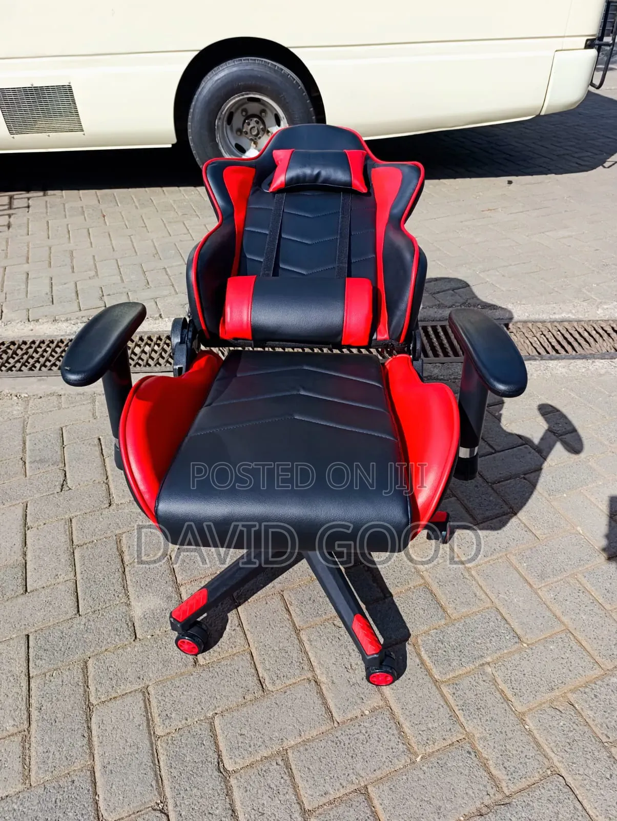Leather Gaming Chair Red Black