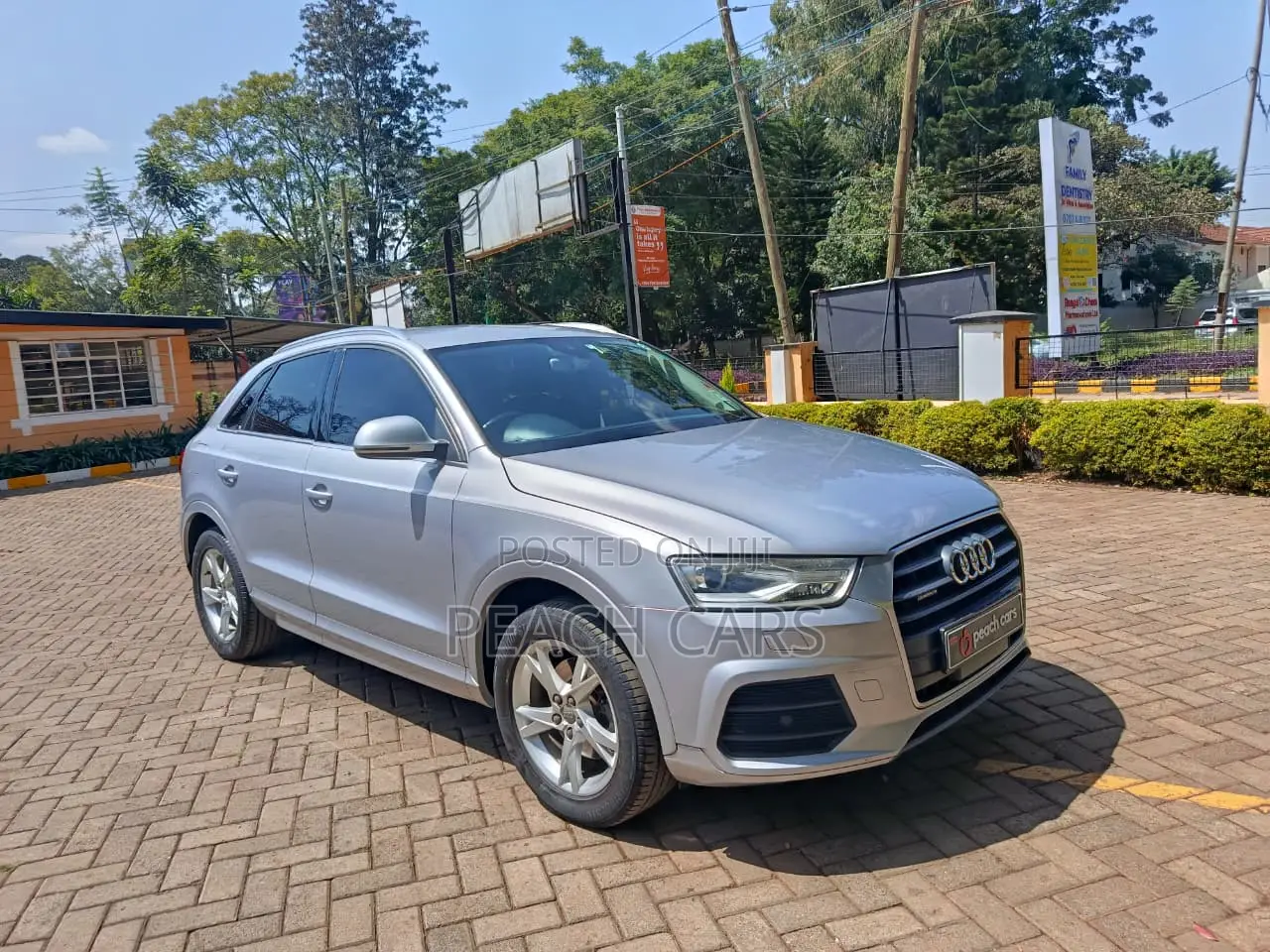Audi Q3 2016 Silver