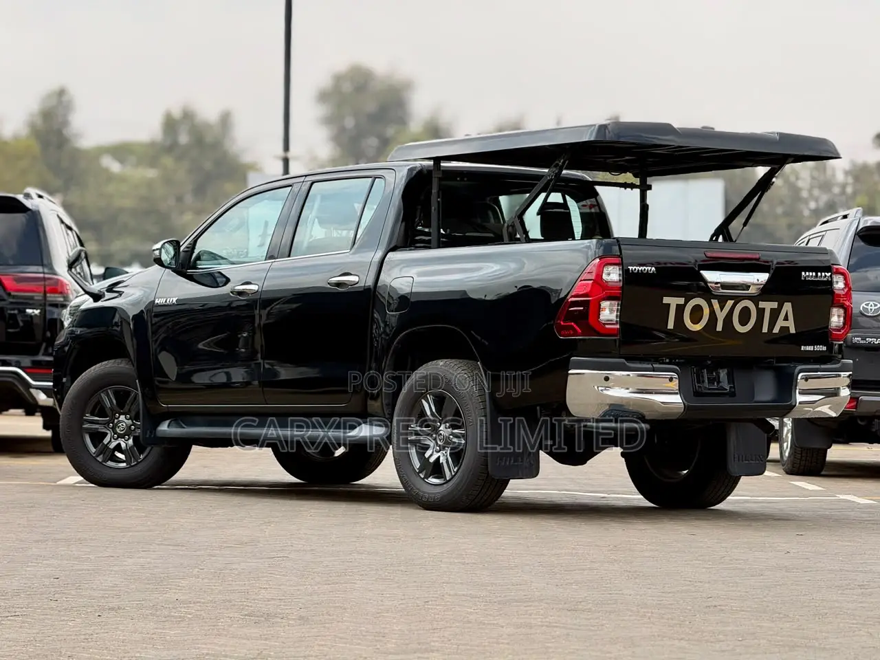 Toyota Hilux 2.4 Diesel 2020 Black
