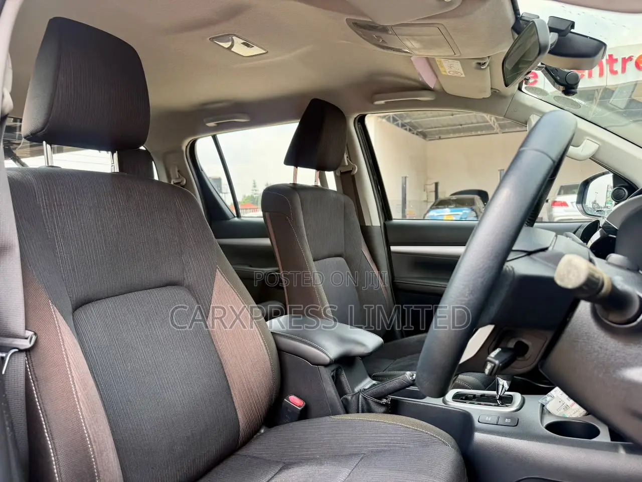 Toyota Hilux 2.4 Diesel 2020 Black