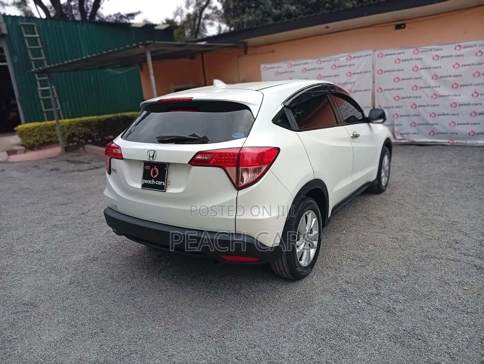 Honda Vezel 2016 White